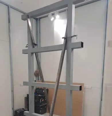 Estructura metálica para soporte publicitario en Zaragoza